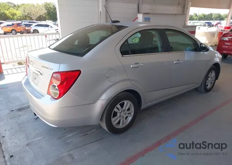 2015 Chevrolet Sonic Lt Auto из США, поврежденный, VIN 1G1JC5SH6F4137658